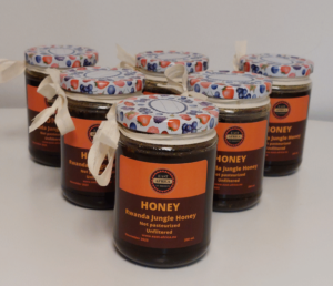 Healthy honey from local farmers in RWANDA.